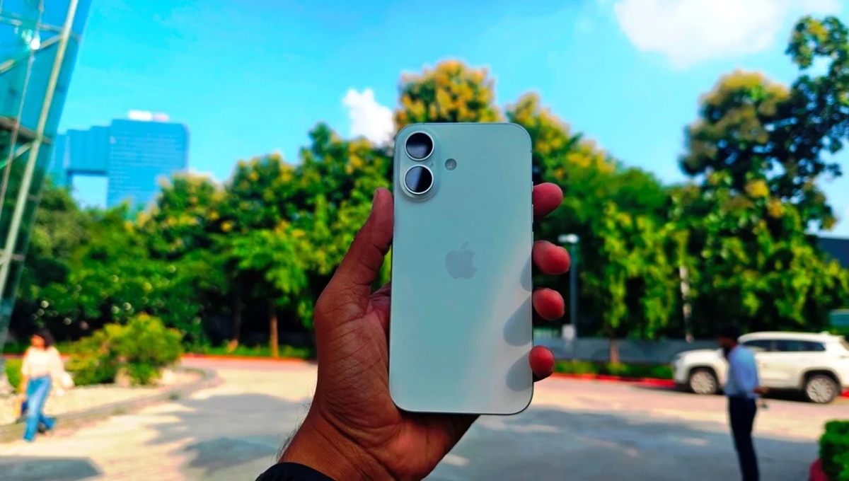 Vijay Sales की ओपन बॉक्स सेल में मचा धमाल: Galaxy S25 Plus, iPhone और iPad पर भारी छूट, मौका सिर्फ कुछ दिनों का
