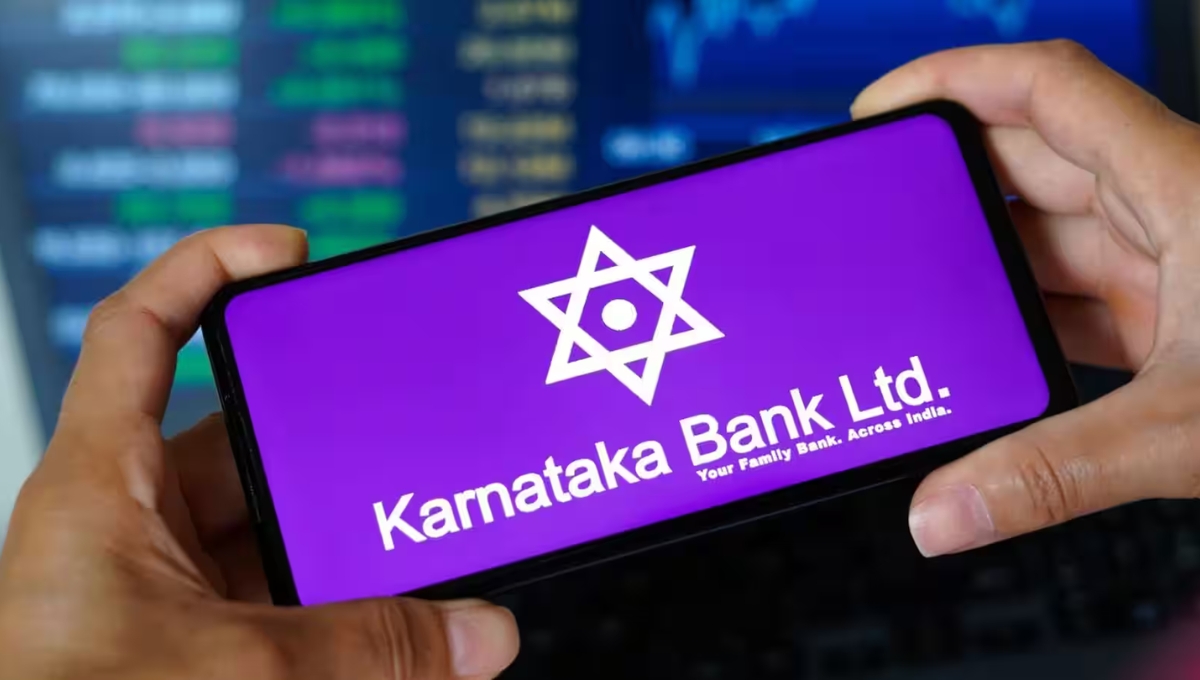 Karnataka Bank का बड़ा बदलाव: MD और ED ने दिया इस्तीफा, शेयर बाजार में दिखा असर