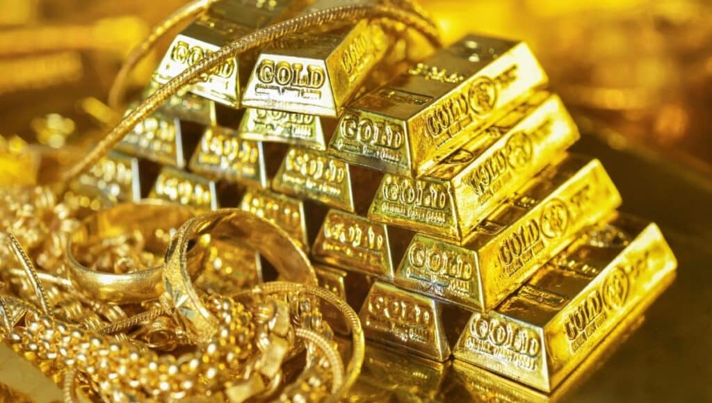 Gold Price Forecast 2025: ₹2,80,000 के पास पहुंच सकता है सोना, $3,310 पर टूटेगा या फिर लौटेगा सुनहरा उछाल