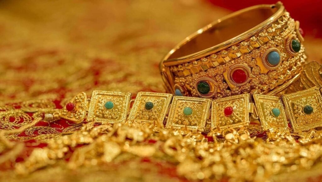 Gold and Silver के दामों में दिखा उतार-चढ़ाव, जानिए आज 28 जून को आपके शहर में क्या हैं रेट
