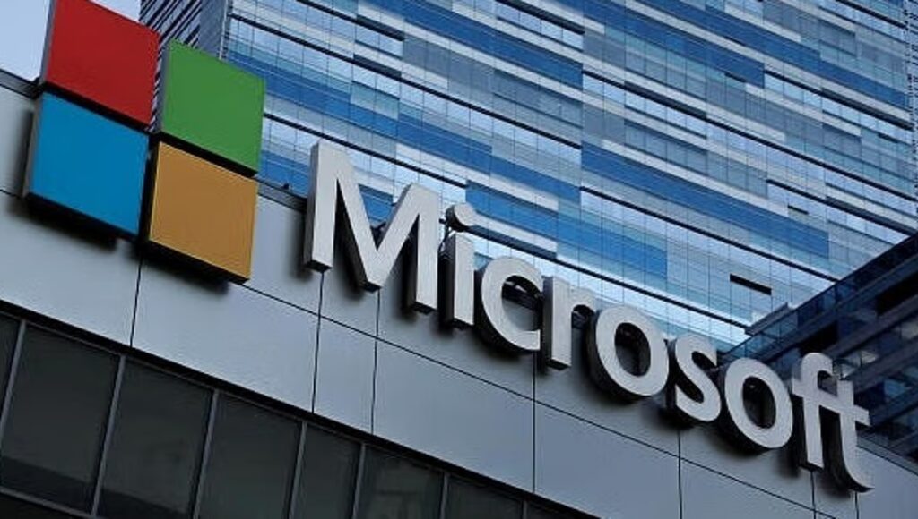 Microsoft ने पाकिस्तान में 25 साल बाद बंद की अपनी ऑफिस, ग्लोबल छंटनी और अस्थिर माहौल बना वजह
