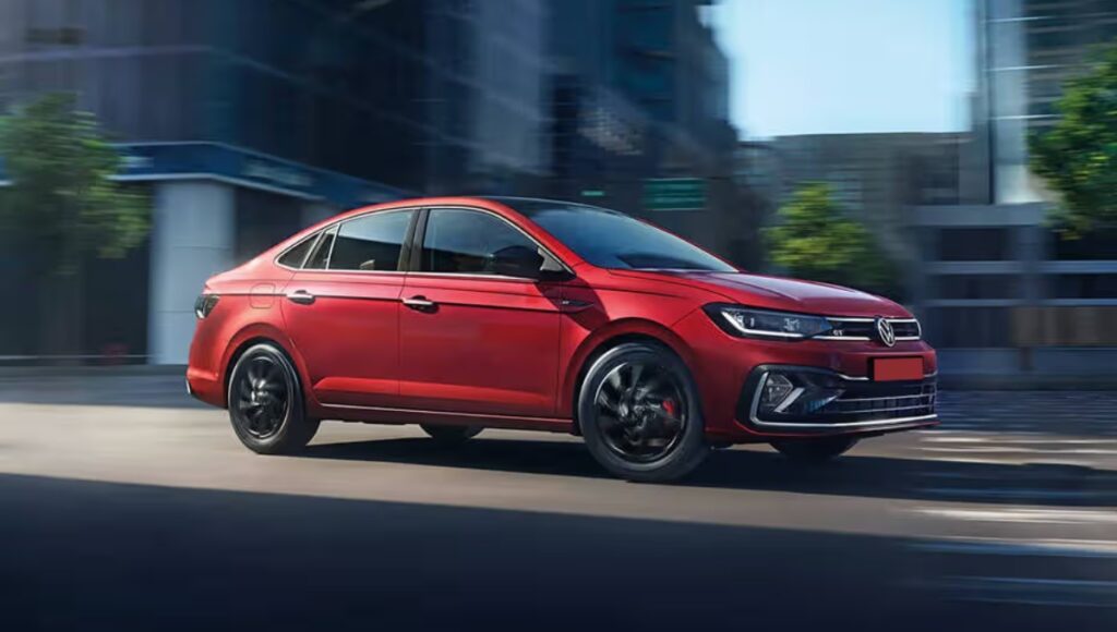 Volkswagen Virtus ₹11.56 लाख में लॉन्च: दमदार परफॉर्मेंस, लग्ज़री इंटीरियर और 19.62 kmpl की माइलेज