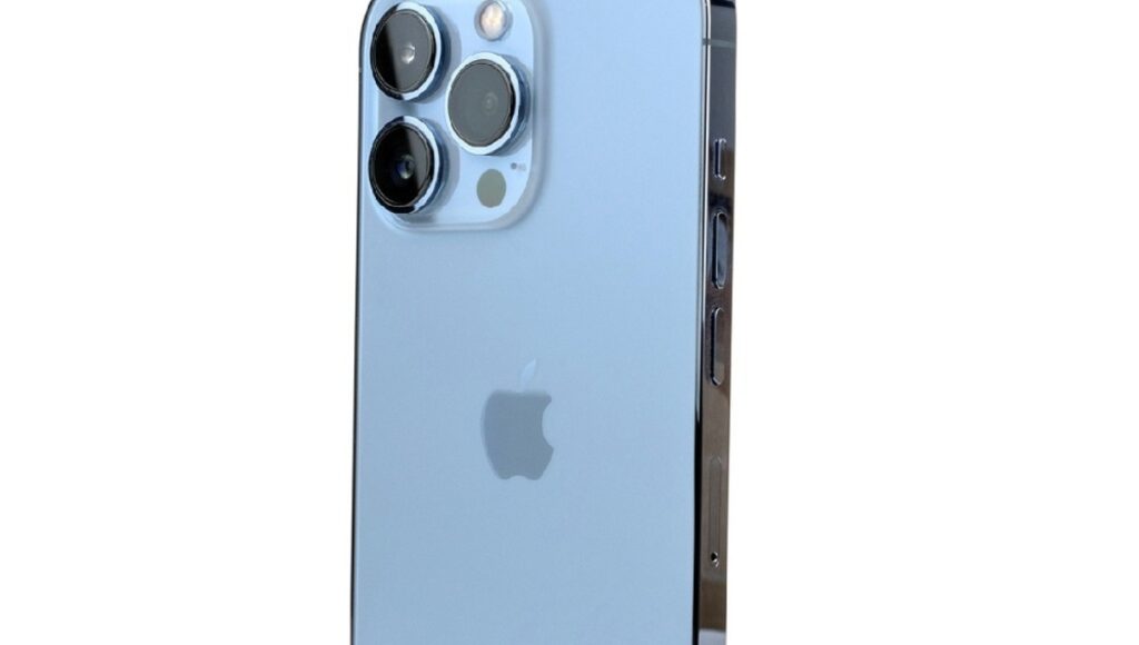 iPhone 13 Pro: एक स्मार्ट चमत्कार सिर्फ ₹34,999 में अब भी दिलों पर राज करता है