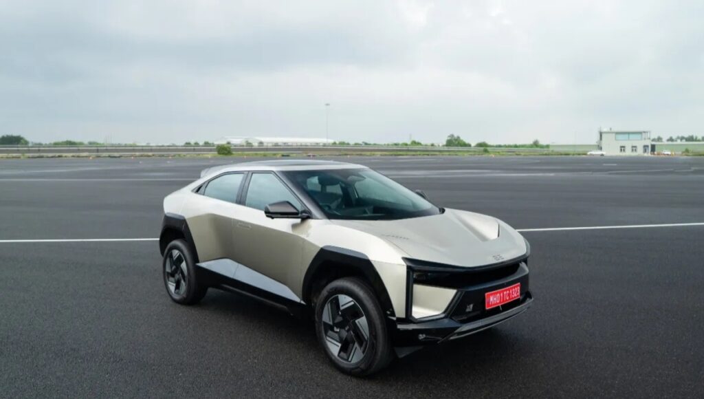 Mahindra BE 6: ₹30 लाख तक की कीमत में 683KM रेंज और फ्यूचरिस्टिक फीचर्स वाली इलेक्ट्रिक SUV