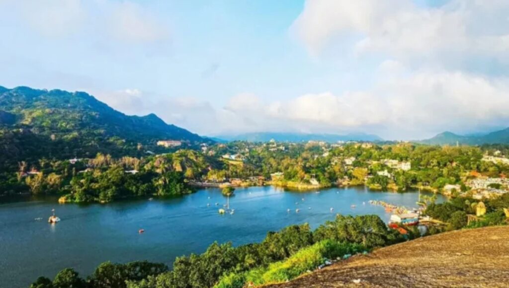 Holidays में खुशियों की उड़ान भरें: 16, 17, 18 जुलाई को बनाएं कुछ यादगार पल