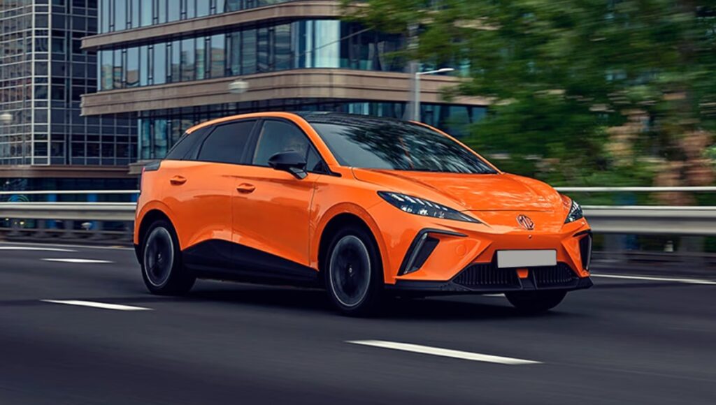  MG 4 EV: सिर्फ ₹30 लाख में मिलेगी स्टाइल, फास्ट चार्जिंग और रेजनरेटिव ब्रेकिंग वाली इलेक्ट्रिक कार