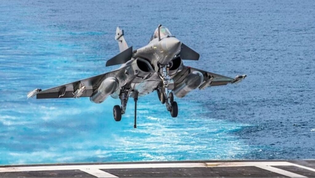 जबरदस्त मुकाबला हवा में: फ़िनलैंड में Rafale ने F-35A को "लक किया" और किया सिम्युलेटेड किल