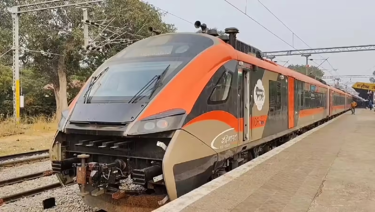 Vande Bharat Express: The pride of the country running at a speed of 130 km per hour