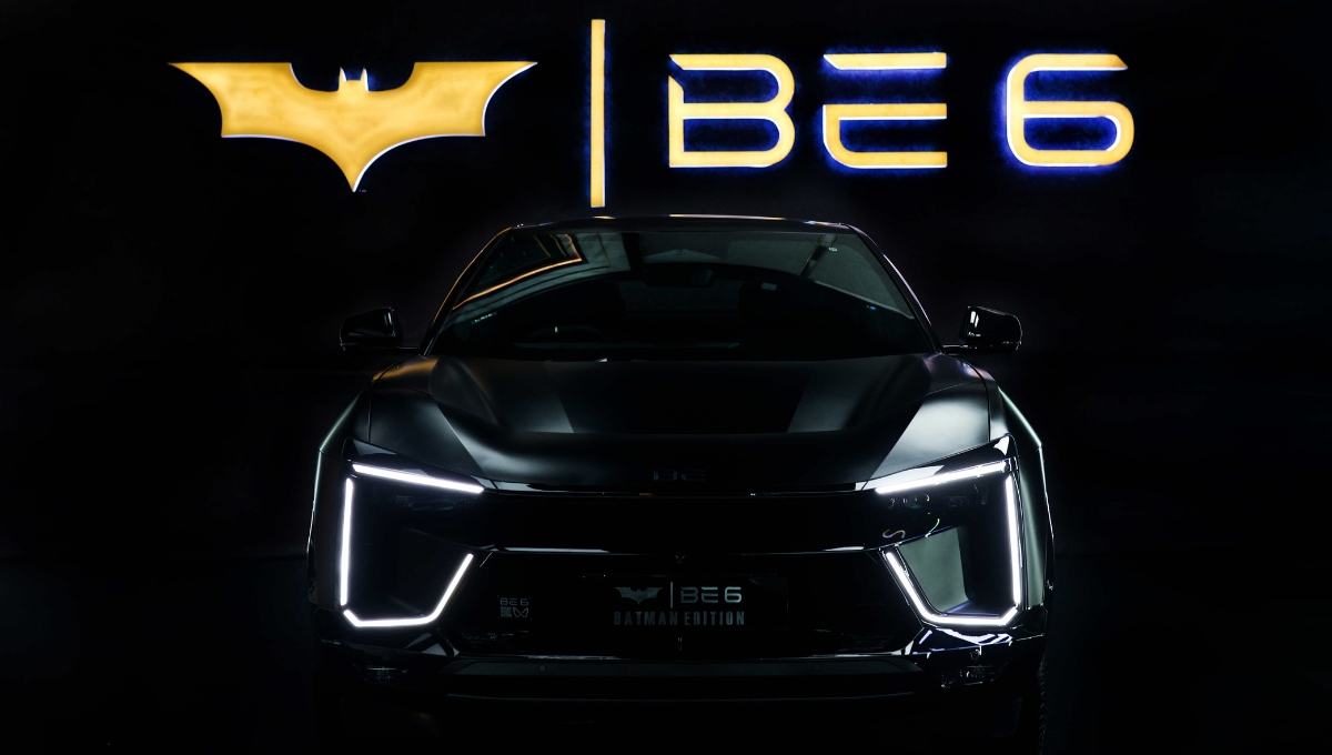 ₹27.79 लाख की कीमत में Mahindra BE 6 Batman Edition Satin Black, 19-इंच व्हील्स और सुपरहीरो थीम