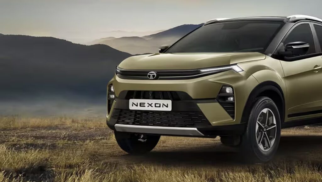 सिर्फ ₹8.15 लाख में Tata Nexon हाई ग्राउंड क्लियरेंस, पावरफुल इंजन और लग्ज़री इंटीरियर