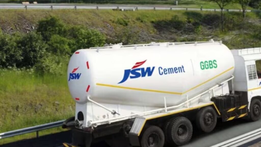 JSW Cement IPO: निवेशकों का उमड़ा सैलाब, 7.77 गुना सब्सक्राइब हुआ इश्यू