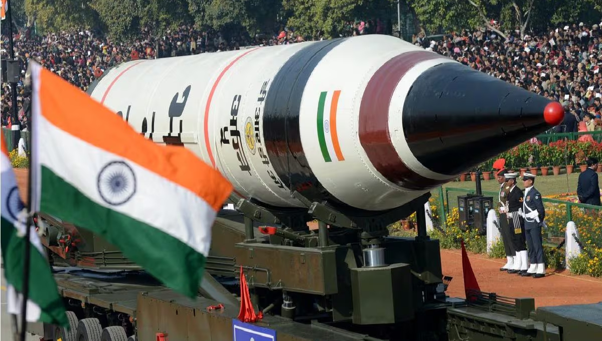 भारत की नई उपलब्धि Agni-5 मिसाइल का सफल परीक्षण बना दुश्मनों के लिए चेतावनी