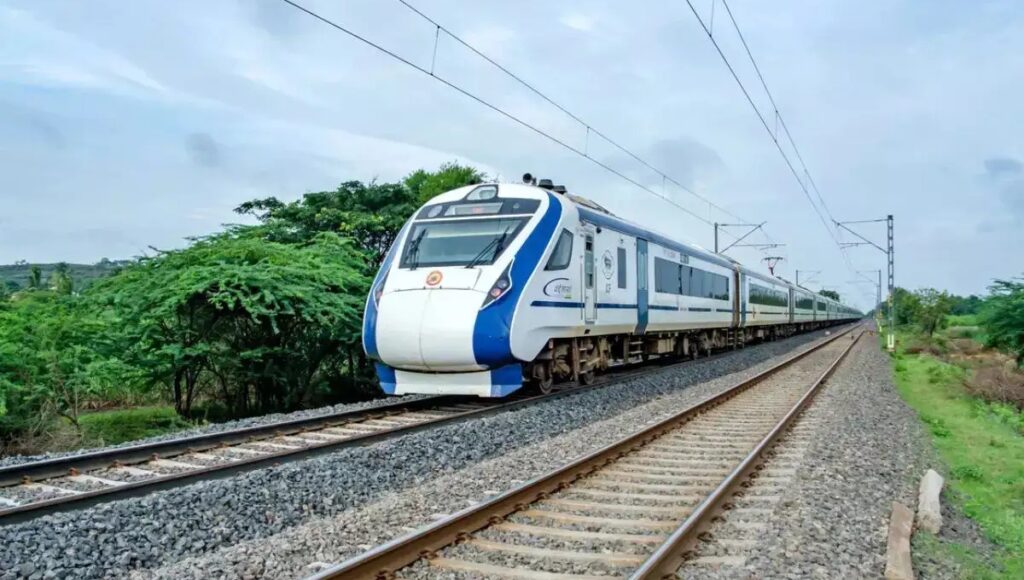 Vande Bharat Express: The pride of the country running at a speed of 130 km per hour
