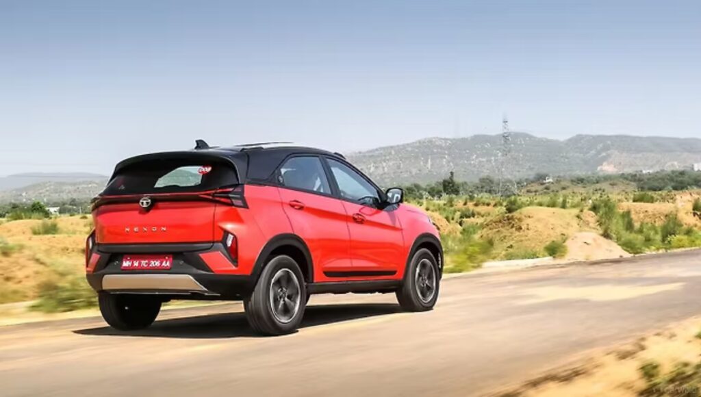 सिर्फ ₹8.15 लाख में Tata Nexon हाई ग्राउंड क्लियरेंस, पावरफुल इंजन और लग्ज़री इंटीरियर
