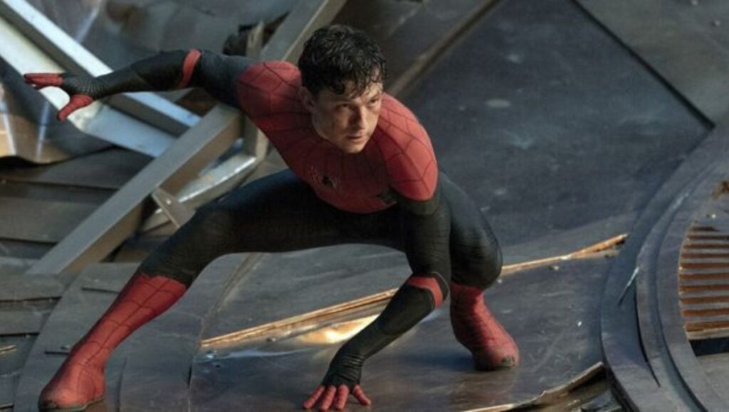 टॉम हॉलैंड के साथ ‘Spider-Man: ब्रांड न्यू डे’ के सेट पर फैन्स का धमाल