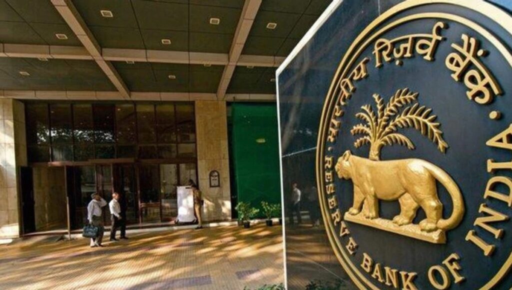 Bank Holiday on Janmashtami: 16 अगस्त को खुले रहेंगे या बंद रहेंगे बैंक पूरी जानकारी यहाँ