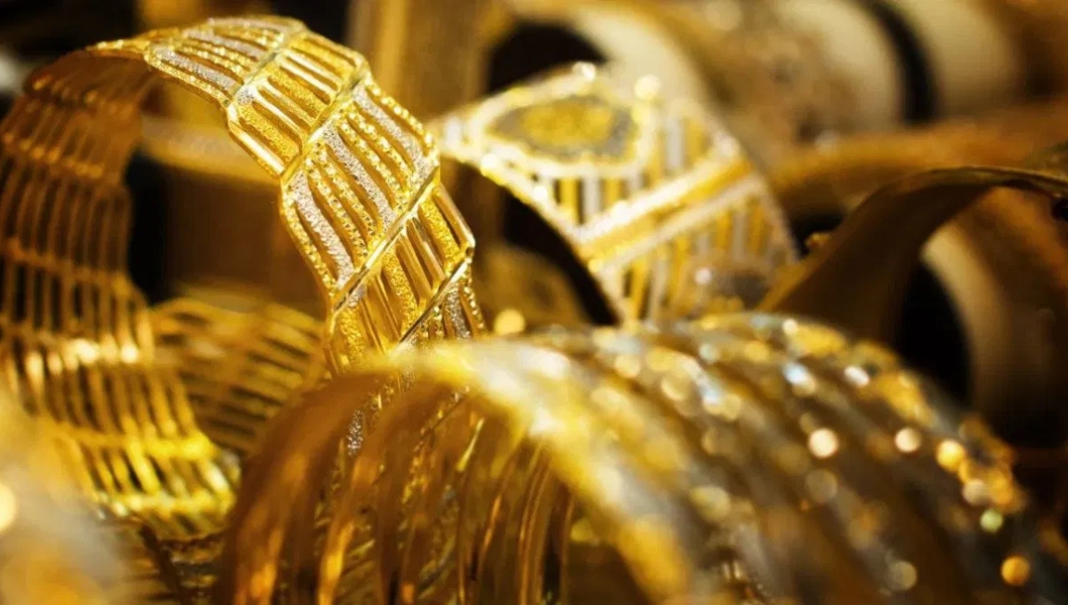 Gold and Silver के दाम में गिरावट डॉलर की मजबूती ने किया असर