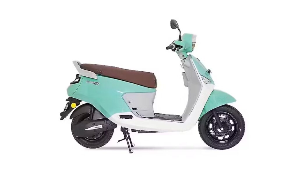 नया दौर का स्टाइलिश इलेक्ट्रिक स्कूटर BGauss Max C12, जब राइडिंग हो स्मार्ट और सेफ