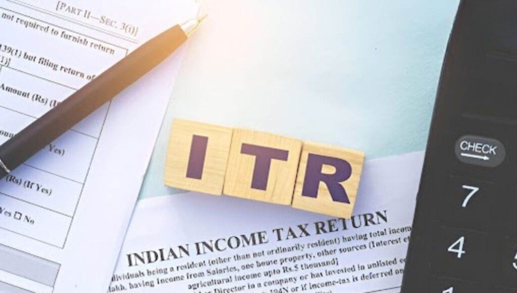 ITR Filing News 2025: आखिरी तारीख नज़दीक, बढ़ेगी डेडलाइन या लगेगा जुर्माना जानें ताज़ा अपडेट