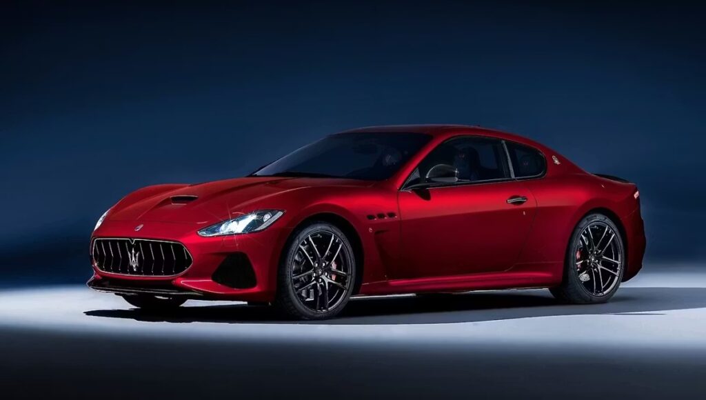 Maserati GranTurismo: ₹2.25 करोड़ की लग्ज़री स्पोर्ट्स कार, 285 kmph की टॉप स्पीड के साथ